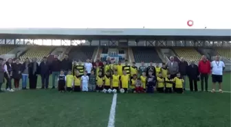 Futbol oynamak istediğini bakana mektupla yazdı, hayali gerçek oldu