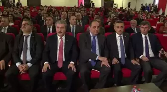 'Ortak Değerimiz Ahmet Ağaoğlu' Konferansı'nda AA'ya plaket