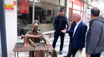 Keşan'da dün açılışı yapılan heykellere zarar verildi