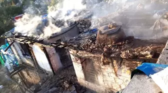 Tarsus'ta ev yangını