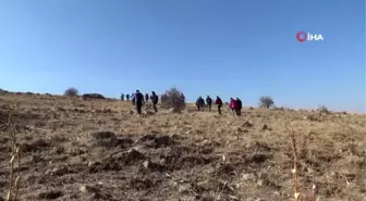 Ağrı'da öğretmenler Bubi Dağı'na tırmandı