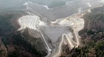 Sakarya'da, Akçay Barajı'nda su tutulmaya başlandı