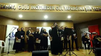 Bağcılarlı öğretmenler meslektaşlarının konserinde eğlendi