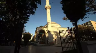Tekirdağ'daki 480 yıllık Ayaspaşa Camisi zamana direniyor