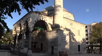 Tekirdağ'daki 480 yıllık Ayaspaşa Camisi zamana direniyor