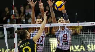 VakıfBank, Galatasaray'ı 3-1'le geçti