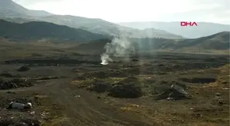 Elazığ köy yakınına bırakılan çöpler, tehlike saçıyor