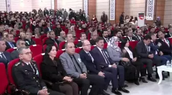 Erzincan'da adaylığı kaldırılan öğretmenler yemin etti