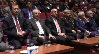 Konya validen kutlama programında 'öğretmen gibi otur' uyarısı