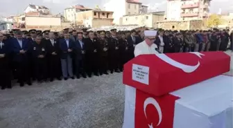 Şehit uzman onbaşı, Afyonkarahisar'da son yolculuğa uğurlandı