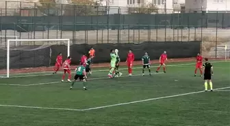 Yeşilyurt Belediyespor sahasında 4-2'lik skorla kazandı