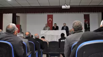 Kaymakam Çelik, muhtar ve vatandaşlarla bir araya geldi