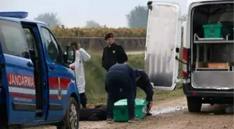 Kurumuş dere yatağında kolu kopuk ceset bulundu