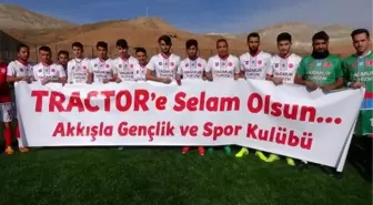 Mustafa Denizli'nin çalıştırdığı takıma, Kayseri'den dostluk selamı