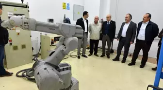 Toyota Boshoku, SAÜ'ye robot hediye etti