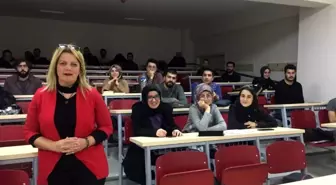 İletişim Fakültesi öğrencilerine 'tüketici hakları' semineri