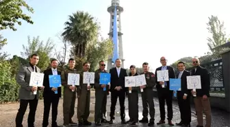 İzmir Paraşüt Kulesi, prostat kanseri için mavi kravat taktı