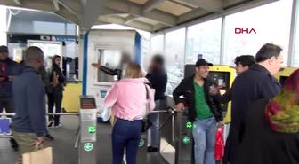 Metrobüste 2 senegalli, kadını taciz etti iddiası