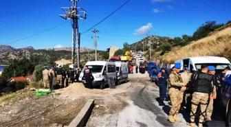 Söğüt'te yıkım ertelendi, ekipler Bozburun'a yöneldi