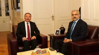 AİÇÜ Rektörü Prof. Dr. Karabulut, Ağrı Emniyet Müdürü Özen'i misafir etti
