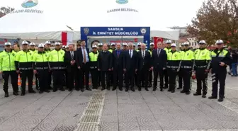 Öğrencilerin 'Mobil Trafik Eğitim Tırı' coşkusu