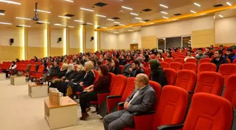 Sakarya'da 'Kadına Karşı Şiddeti Önlemede İş Birliği' paneli düzenledi