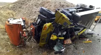 Nallıhan'da yol temizleme aracı devrildi: 1 ölü