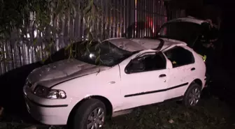 Tekirdağ'da otomobil yol kenarındaki dükkana çarptı: 4 yaralı