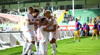 Süper Lig: A. Alanyaspor: 2 - MKE Ankaragücü: 0 (İlk yarı )