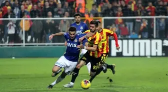 Süper Lig: Göztepe: 2 - Fenerbahçe: 2 (Maç Sonucu)