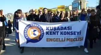 Kuşadası'nda engelli vatandaşlar engelsiz bir dünya için yürüdü