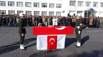 Şehit Piyade Sözleşmeli Er, törenle köyüne uğurlandı