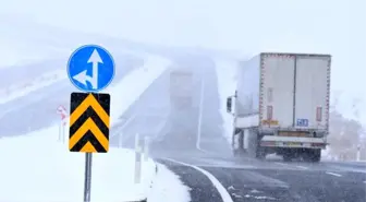 Kar sınır kapısından giriş yaptı, ekipler teyakkuzda!