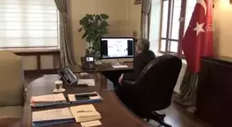 Manisa Valisi Deniz, AA'nın 'Yılın Fotoğrafları' oylamasına katıldı