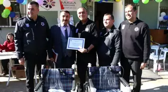 Muğla'da, güvenlik görevlilerinden engellilere anlamlı bağış