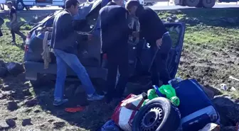 Şanlıurfa'da hafif ticari araç devrildi: 5 yaralı