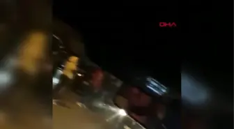 Trafik magandalarının arnavutköy'de caddeyi kapatıp drift yapması kamerada