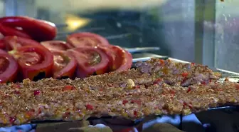 Adana kebabı nasıl hazırlanır?