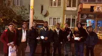 AK Gençlerden esnafa 'Siftah Parası'