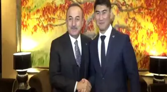 Bakan Çavuşoğlu, Kırgız mevkidaşı Aidarbekov ile görüştü