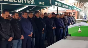 Develi Belediyesi Kültür Müdürü Ali Orhan'ın Annesi Gazi Mezarlığına Defnedildi