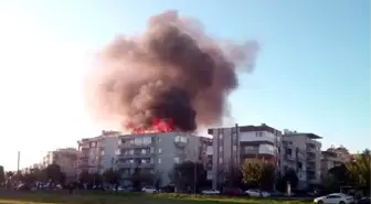 İzmir'de korkutan çatı yangını