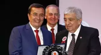 TÜRFAD, futbola emek verenleri yaşarken ödüllendirdi