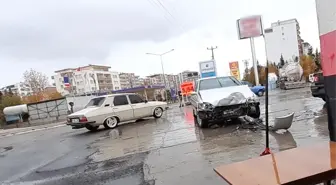 Kahta'da zincirleme trafik kazası: 1 yaralı