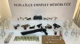 Tuzla'da bekçileri görünce duran araçtaki 3 şahıs suç makinesi çıktı