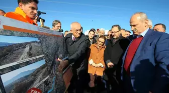 Bakanlar Pekcan, Turhan ve Kasapoğlu, Manisa'da yatırımları inceledi