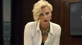 Ünlü yapımcının 'Rol almak için benimle birlikte oldular' iddiasına Charlize Theron'dan sert tepki