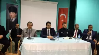 Hekimhan'da muhtarlar toplantısı yapıldı