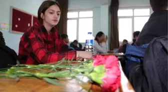 Kazada ölen Songül'ün sınıfında yas