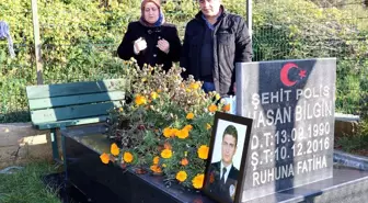 Terör saldırısında şehit düşen polis oğullarının hatıralarıyla yaşıyorlar